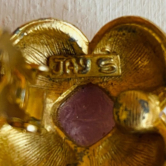 Jay Strongwater Purple &Gold Clip on Earrings - Picture 12 of 16
